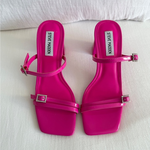 Steve Madden Shoes - Steve Madden Hot Pink Strappy Block Heel Sandals w/ Rhinestone Buckles